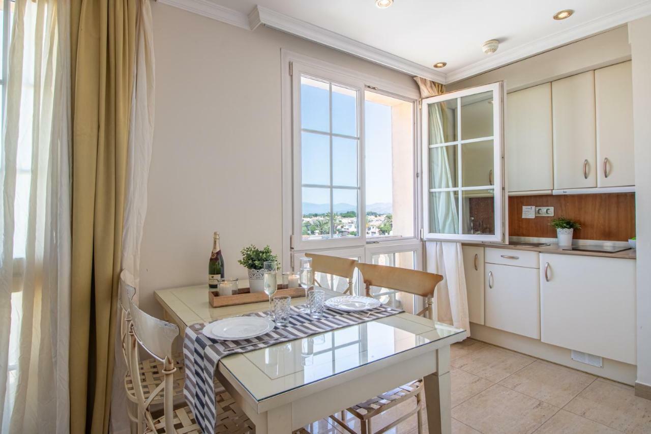 Apartaments Bt Vent De Garbi Empuriabrava Kültér fotó